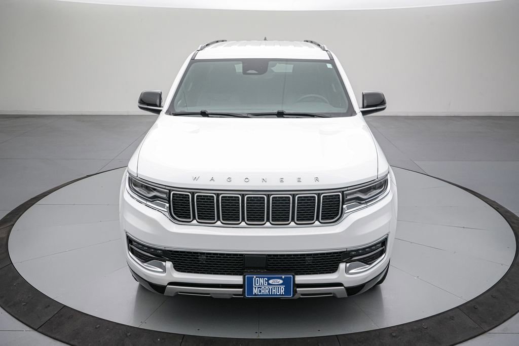 Used 2024 Jeep Wagoneer L Series II w/ Flexible Seating Group image 9