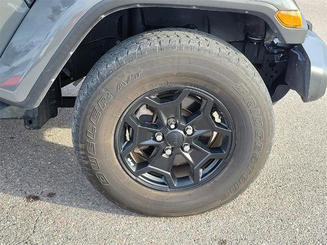 Used 2022 Jeep Gladiator Sport image 7