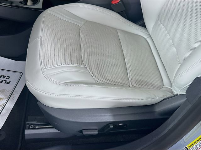Certified 2025 Ford Mustang Mach-E Premium AWD/4WD image 28