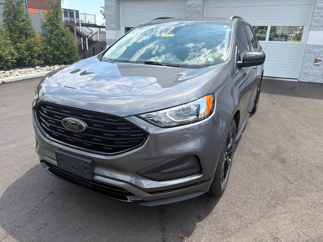 Certified 2024 Ford Edge SE w/ Black Appearance Package