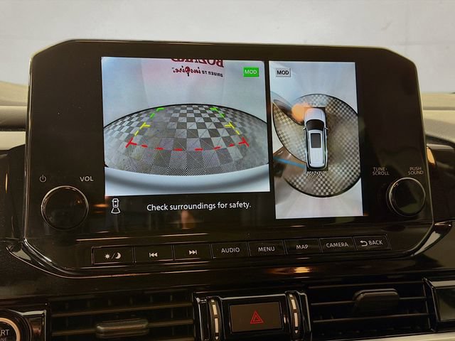 Used 2024 Nissan Pathfinder SL w/ SL Premium Package FWD image 17