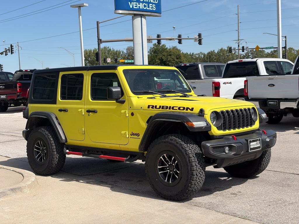 Used 2024 Jeep Wrangler Unlimited Rubicon w/ XTREMEE 35" Tire Package AWD/4WD image 7