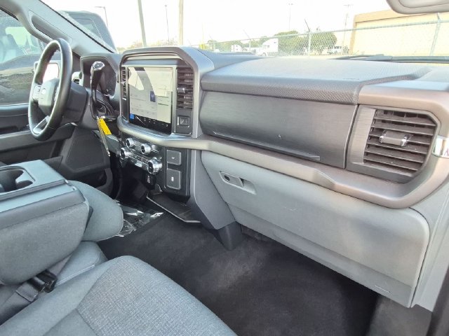Certified 2025 Ford F150 XLT w/ Equipment Group 301A Standard RWD image 19