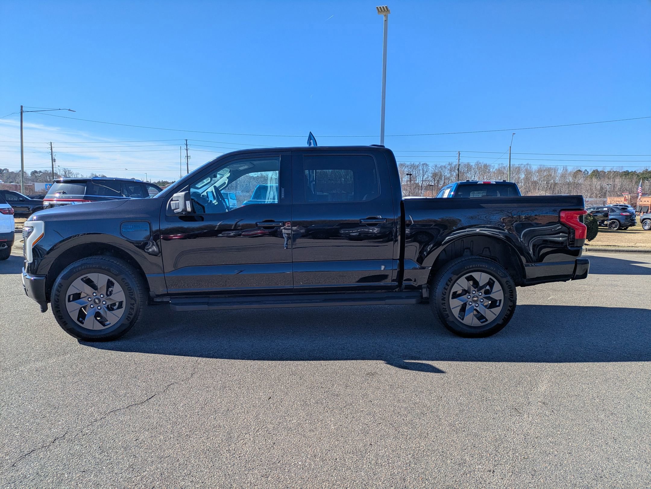 Certified 2024 Ford F150 Lightning Flash w/ Max Trailer Tow Package image 2