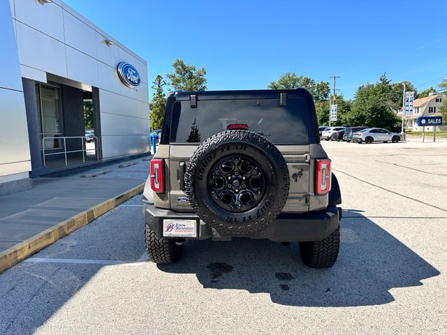 Certified 2025 Ford Bronco Outer Banks w/ Sasquatch Package AWD/4WD image 11
