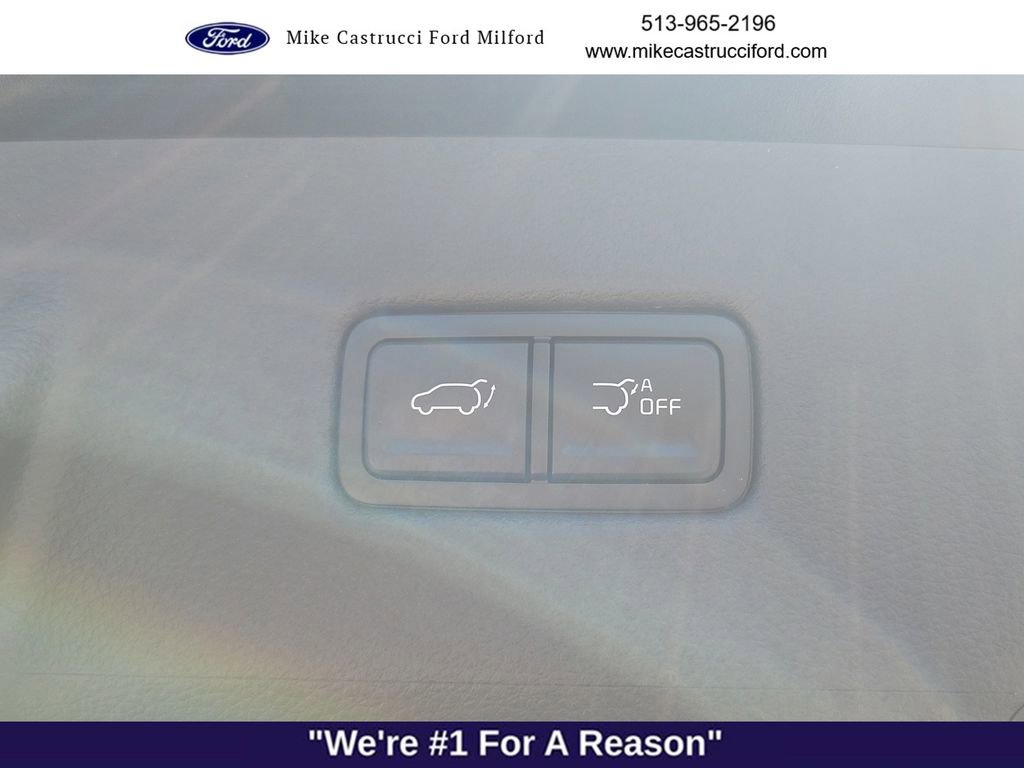 Used 2026 Kia Carnival SX w/ SX Dark Edition Package FWD image 31