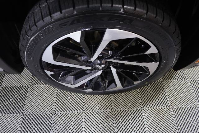 Used 2024 Mitsubishi Outlander SE AWD/4WD image 40