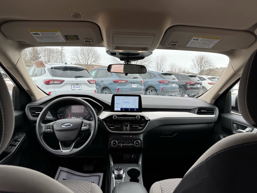 Certified 2020 Ford Escape SE image 13