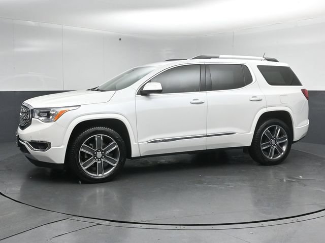Used 2019 GMC Acadia Denali w/ Technology Package FWD image 4