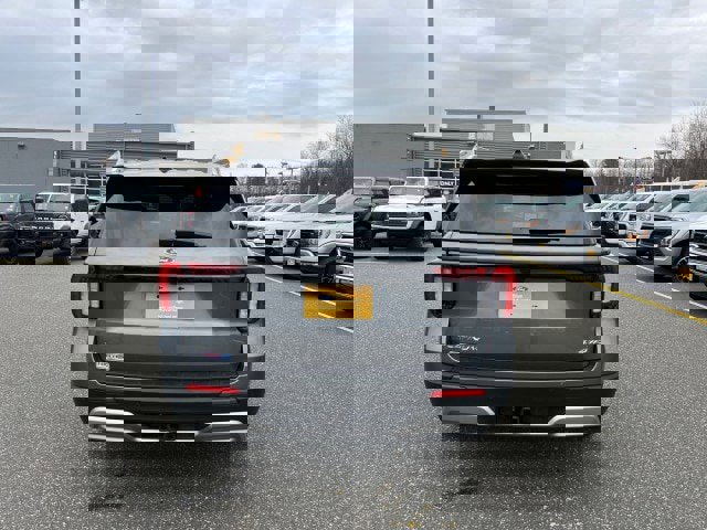 Certified 2025 Ford Explorer Platinum w/ LUX Leather Package image 4