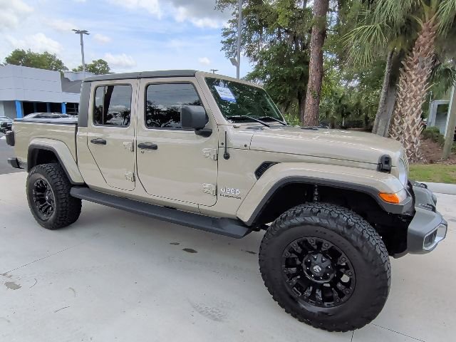 Used 2020 Jeep Gladiator Overland w/ Popular Equipment Package AWD/4WD image 3
