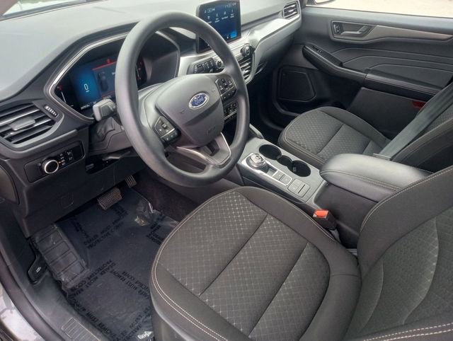 Certified 2025 Ford Escape Active AWD/4WD image 10