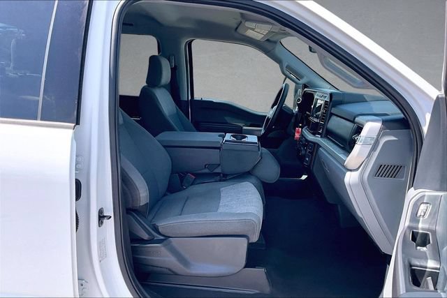 Certified 2025 Ford F350 XLT AWD/4WD image 5