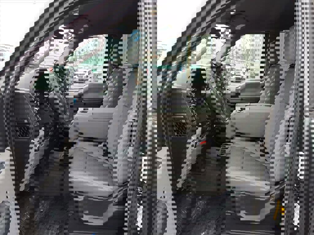 Certified 2018 Ford F150 XL w/ Equipment Group 101A Mid image 12