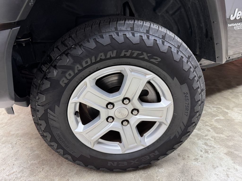 Used 2020 Jeep Wrangler Unlimited Sport S AWD/4WD image 30