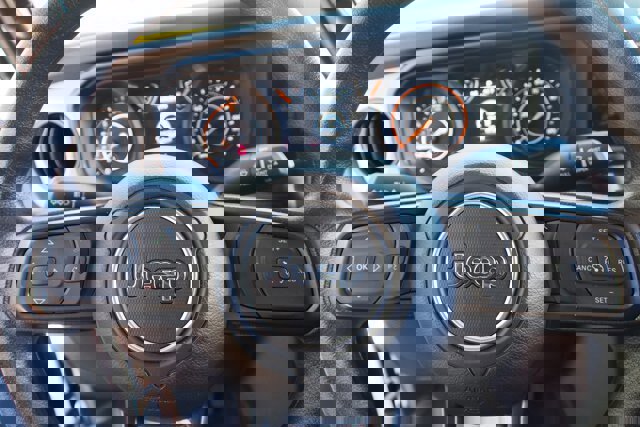 Used 2025 Jeep Gladiator Sport image 21