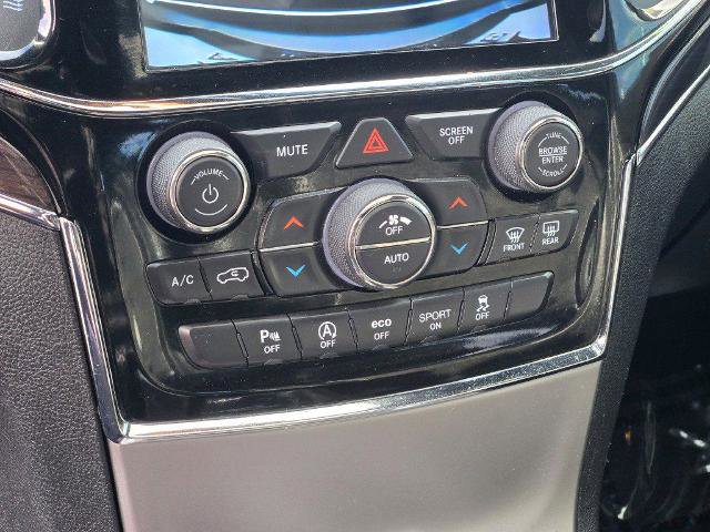 Used 2019 Jeep Grand Cherokee Overland image 30