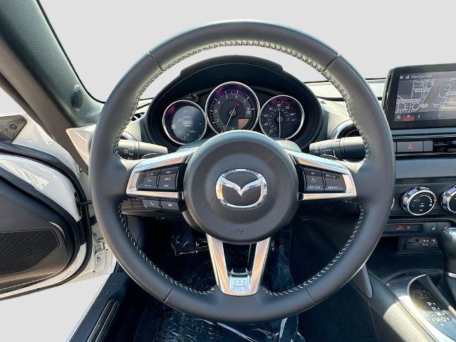 Used 2022 MAZDA MX-5 Miata RF Grand Touring RWD image 10