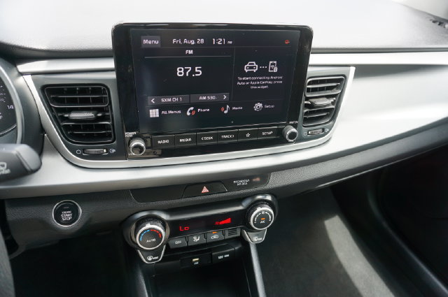 Used 2023 Kia Rio S w/ Technology Package FWD image 4