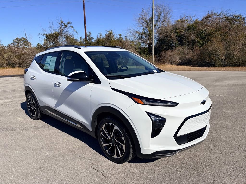 Used 2023 Chevrolet Bolt EUV Premier w/ Sun & Sound Package image 5