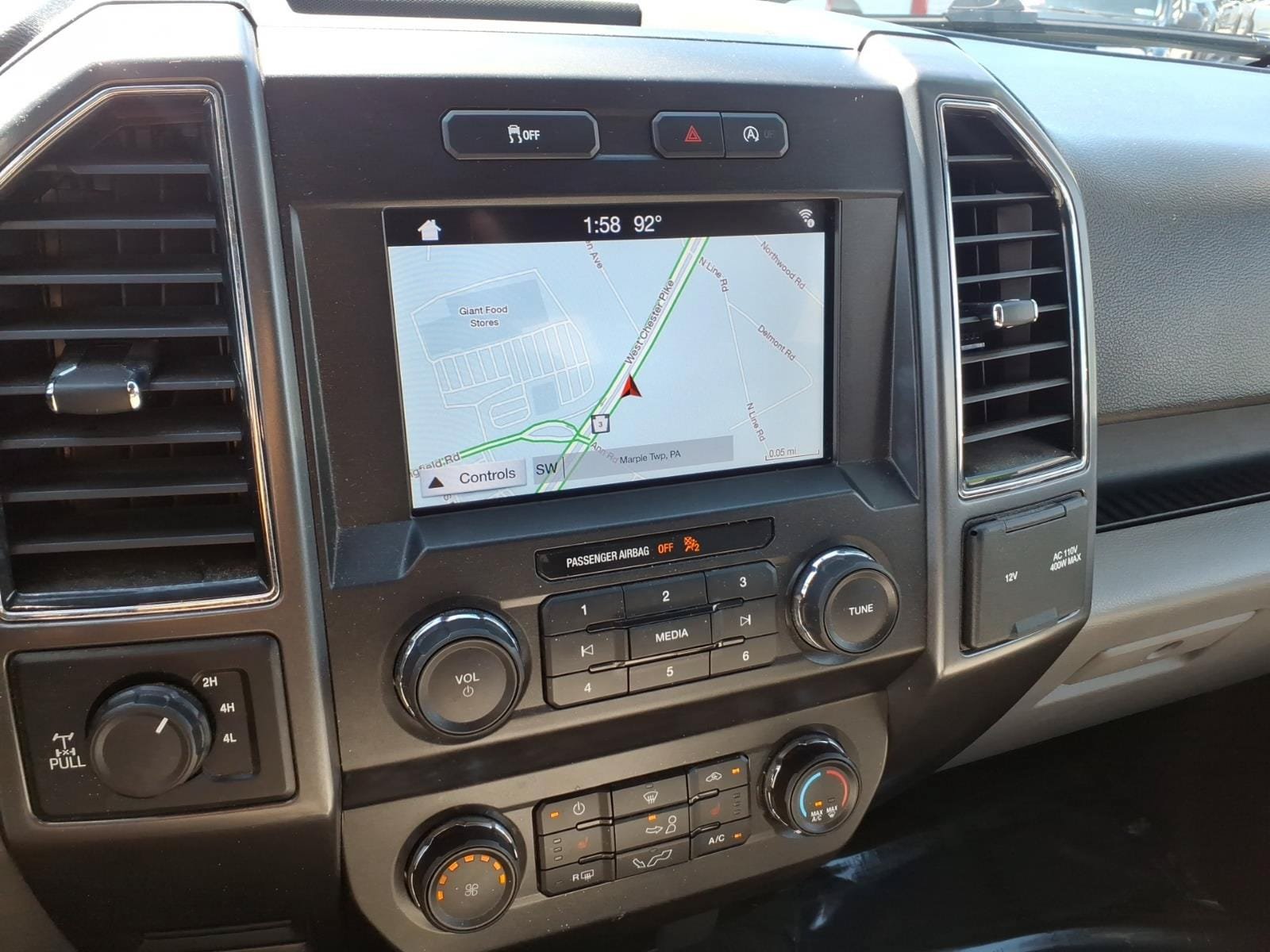 Certified 2019 Ford F150 XLT w/ Equipment Group 302A Luxury AWD/4WD image 18