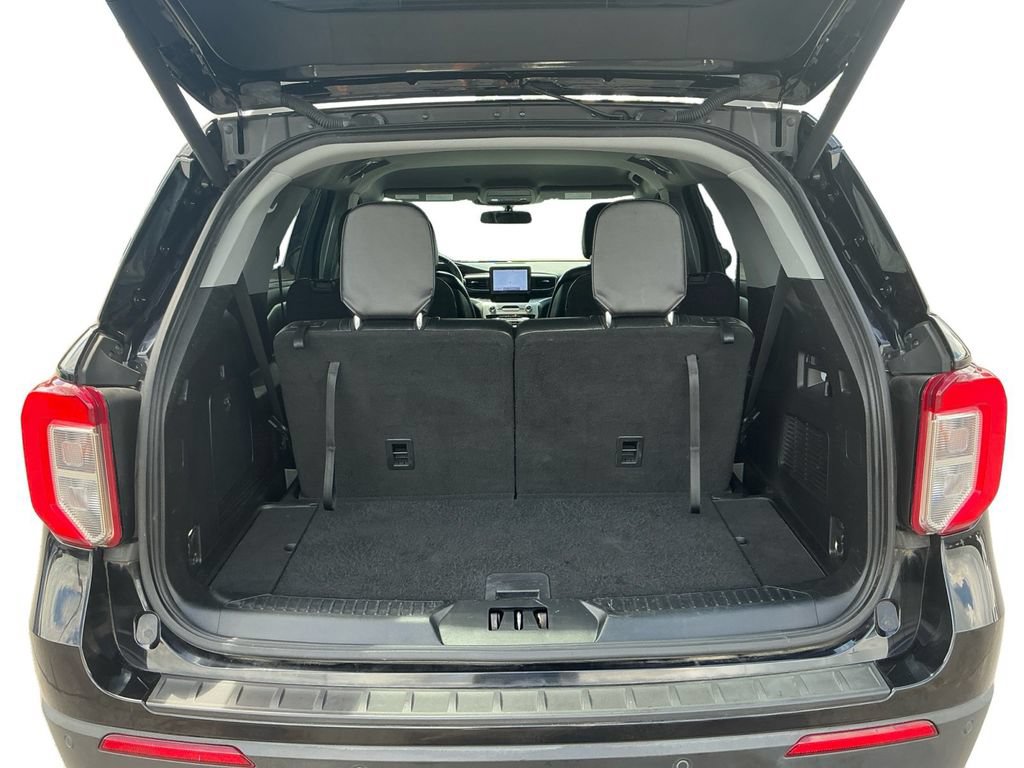 Certified 2020 Ford Explorer XLT w/ Equipment Group 202A RWD image 24