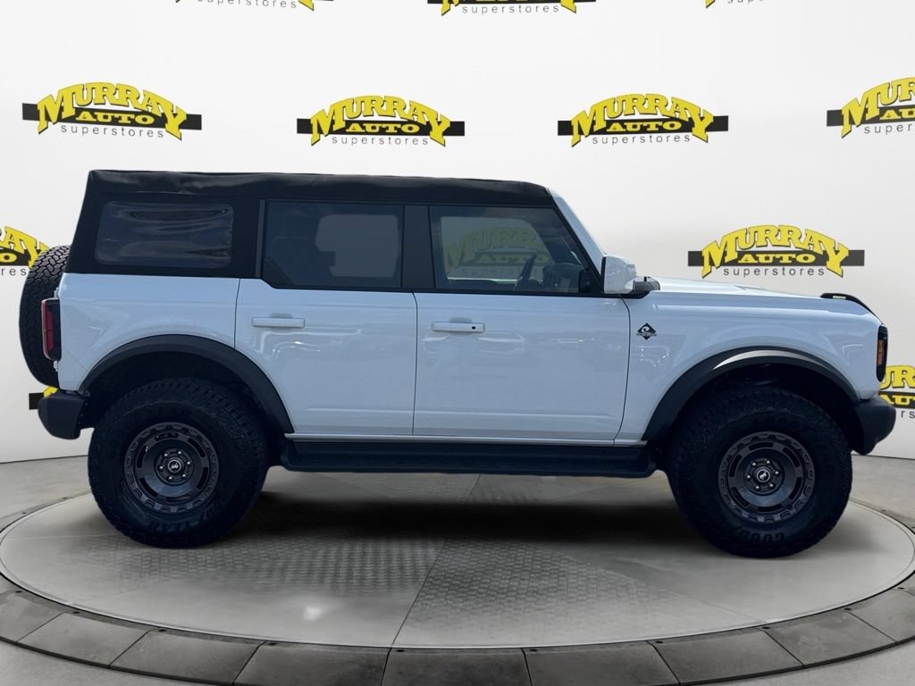 Certified 2025 Ford Bronco Outer Banks w/ Sasquatch Package AWD/4WD image 9