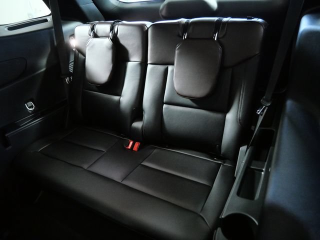 Certified 2023 Ford Explorer Platinum w/ Technology Package AWD/4WD image 16