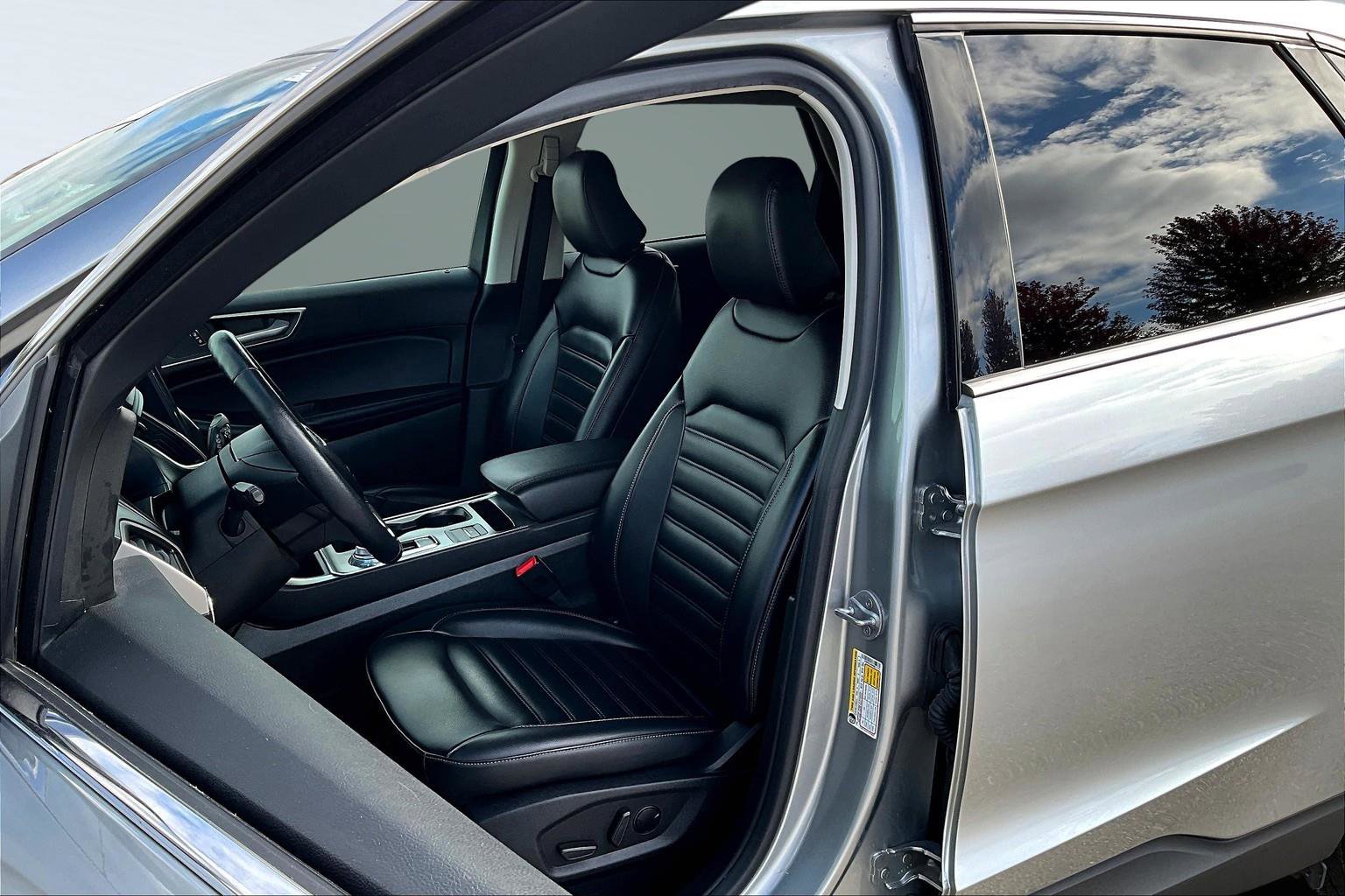 Certified 2022 Ford Edge SEL w/ Convenience Package image 14