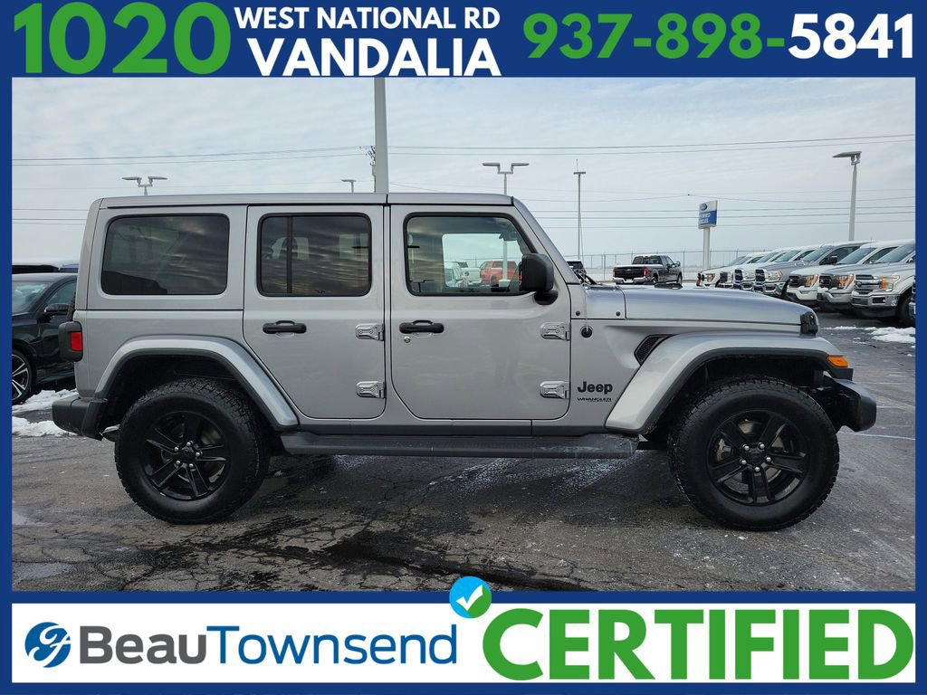 Used 2021 Jeep Wrangler Unlimited Sahara image 3