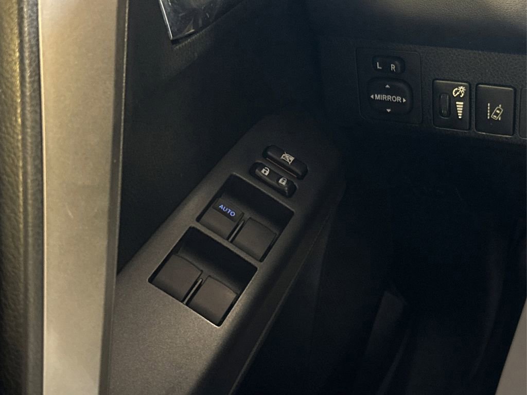 Used 2018 Toyota RAV4 XLE w/ Plus Extra Value Package image 35