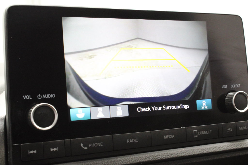 Used 2025 Honda CR-V EX image 2
