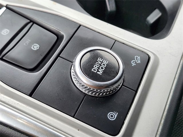 Certified 2022 Ford Explorer XLT w/ Equipment Group 202A image 27