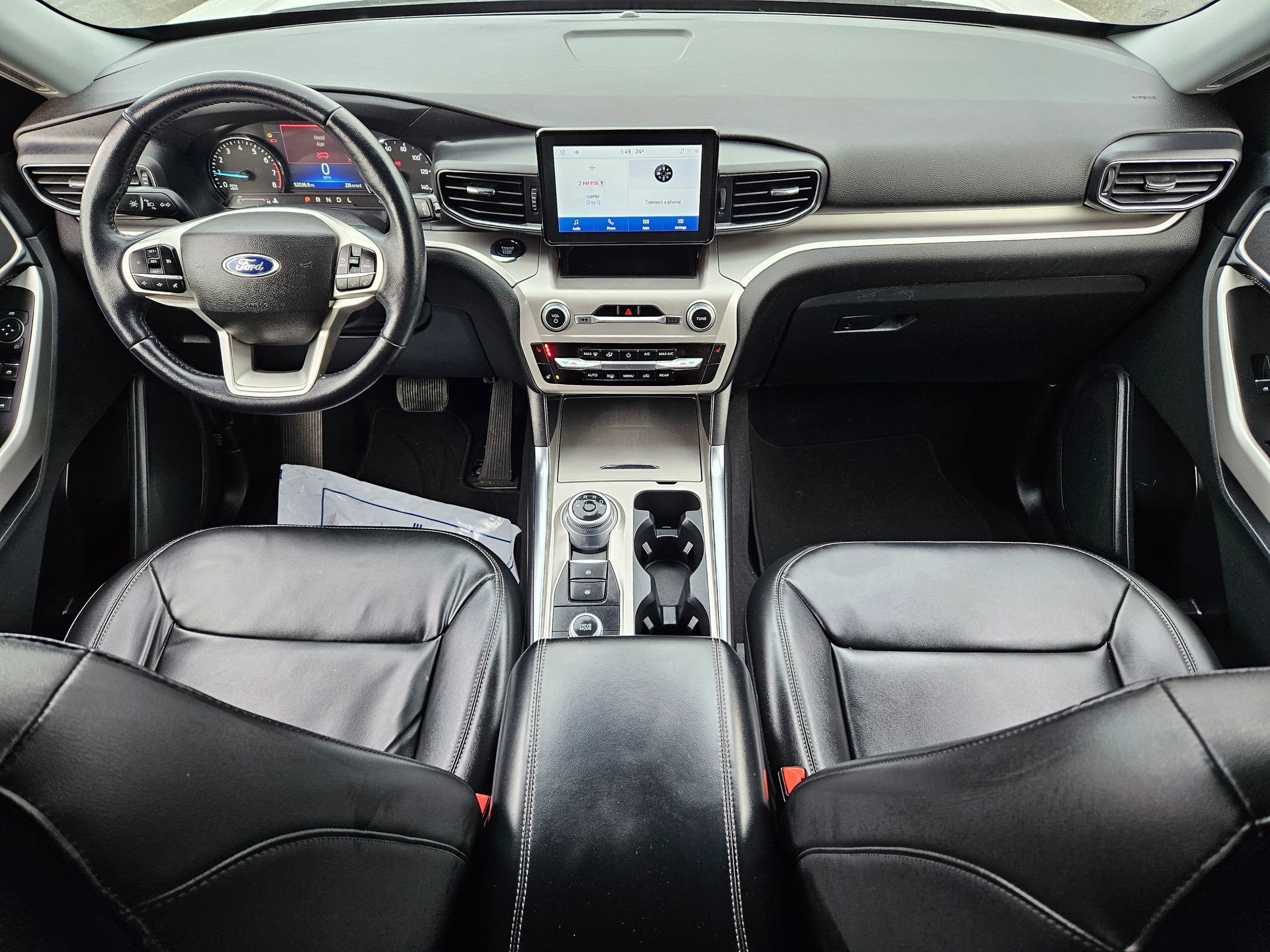 Certified 2022 Ford Explorer XLT w/ Equipment Group 202A image 18