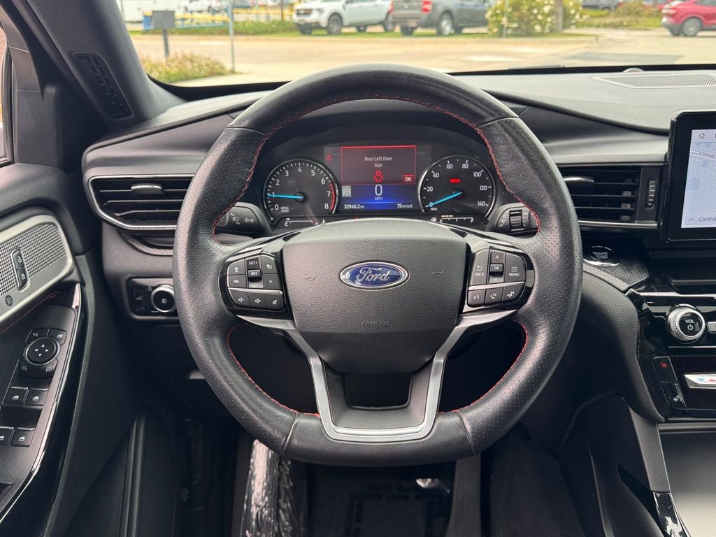 Certified 2023 Ford Explorer ST-Line w/ Class IV Trailer Tow Package image 24