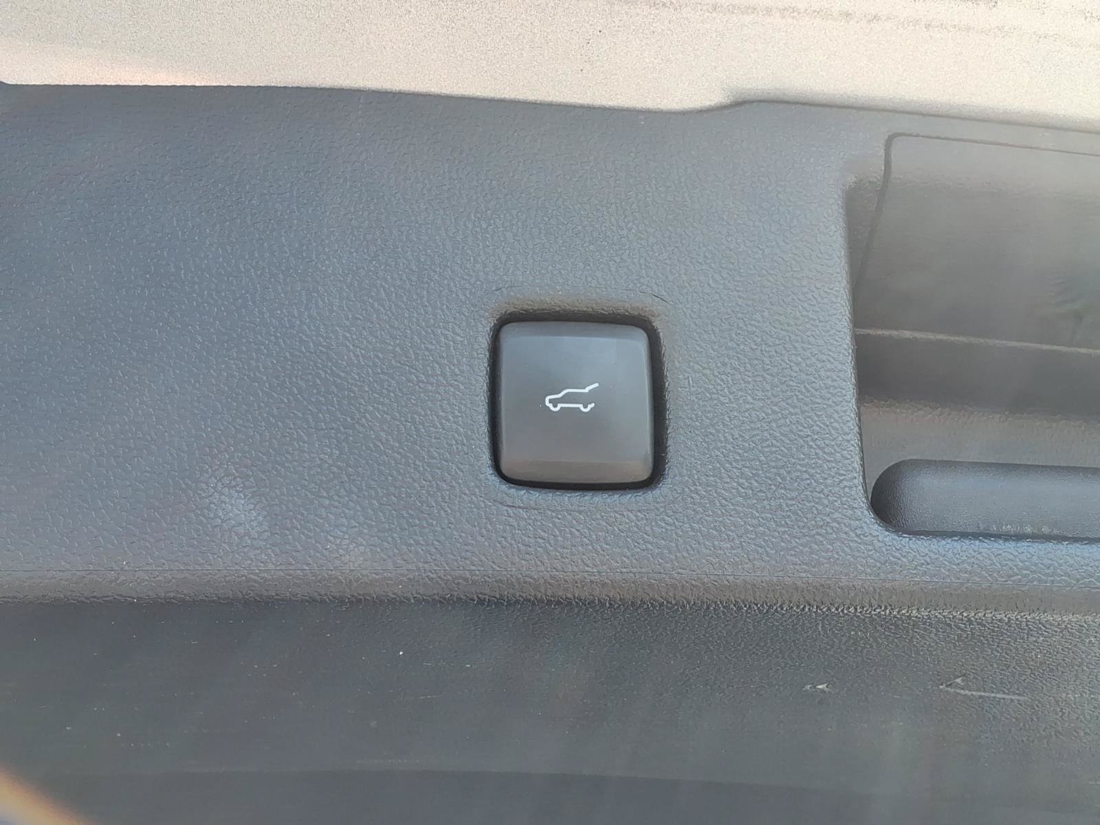 Certified 2024 Ford Escape Active AWD/4WD image 23
