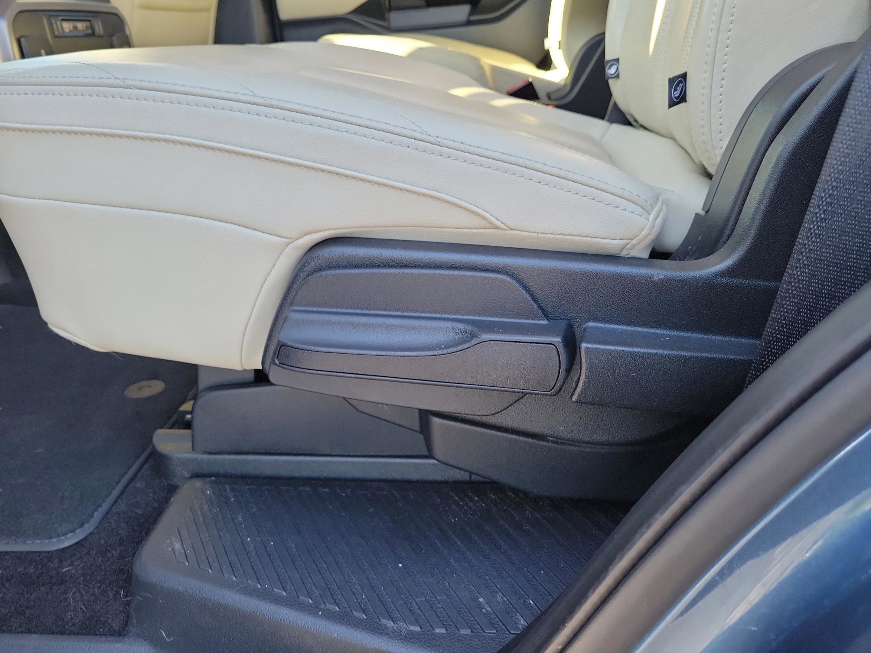 Certified 2018 Ford Expedition Platinum AWD/4WD image 12