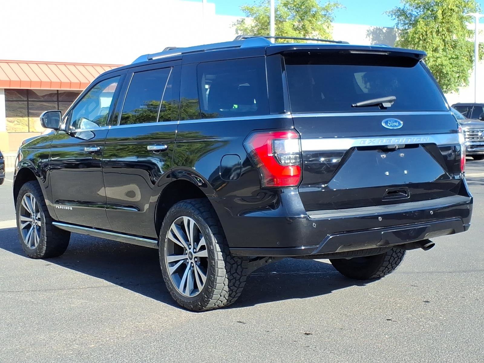 Certified 2020 Ford Expedition Platinum AWD/4WD image 3
