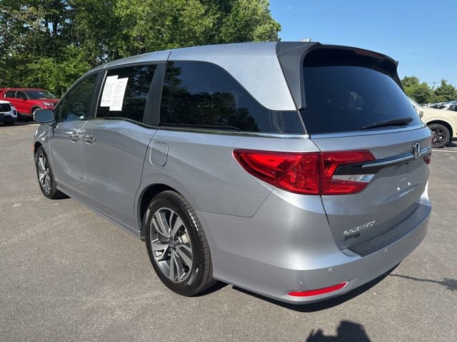Used 2024 Honda Odyssey Touring image 3