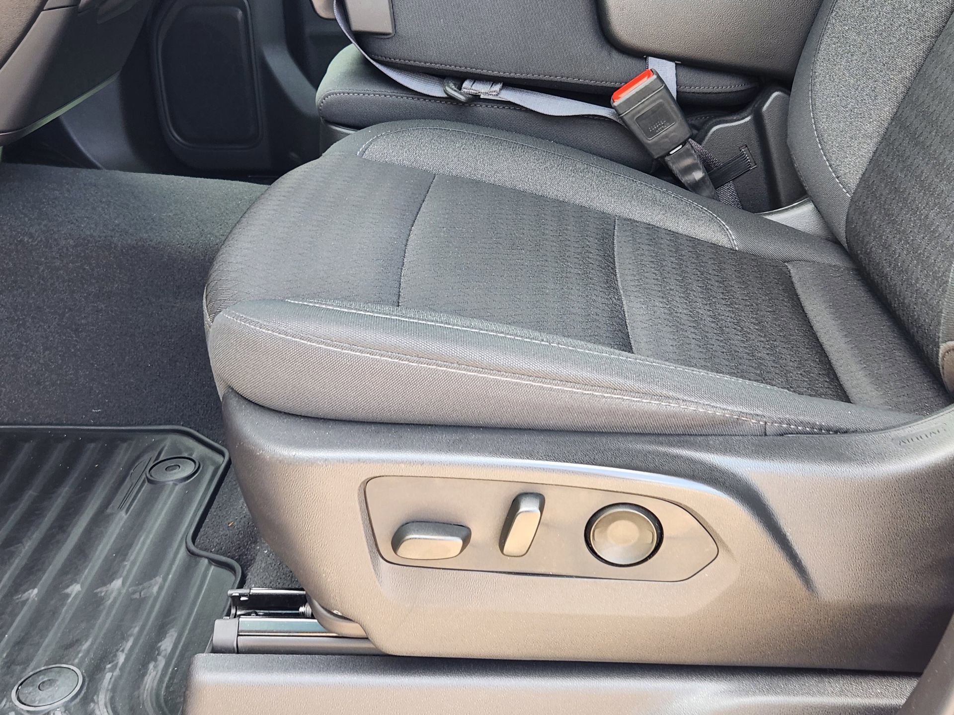 Used 2024 Chevrolet Silverado 1500 Custom image 29