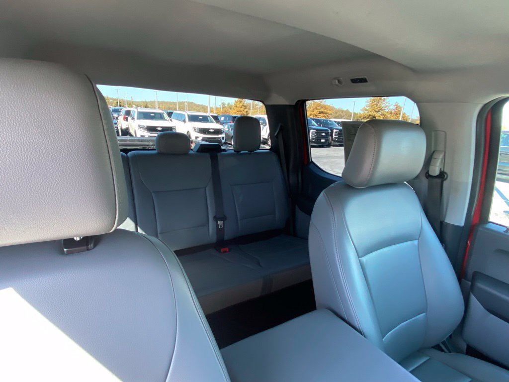 Certified 2025 Ford F250 XL w/ XL Chrome Package AWD/4WD image 30