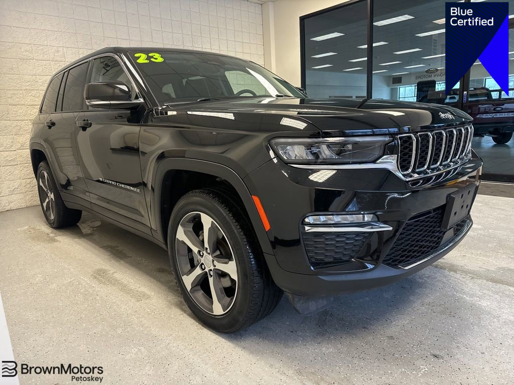 Used 2023 Jeep Grand Cherokee Limited w/ Trailer Tow Prep Group (B)