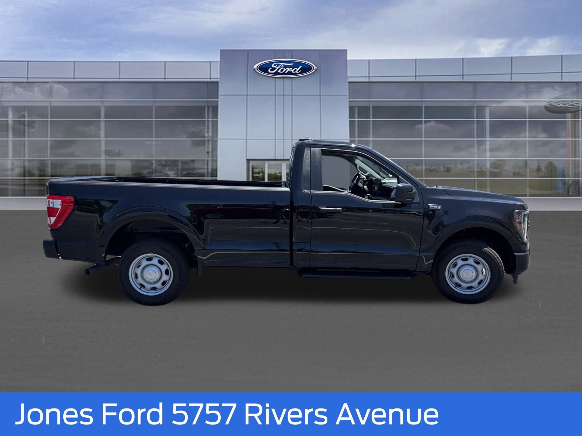Certified 2023 Ford F150 XL RWD image 3
