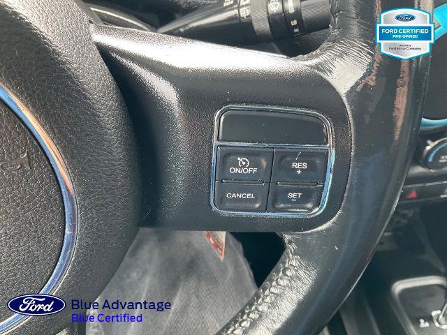 Used 2017 Jeep Wrangler Unlimited Sahara w/ Connectivity Group AWD/4WD image 9