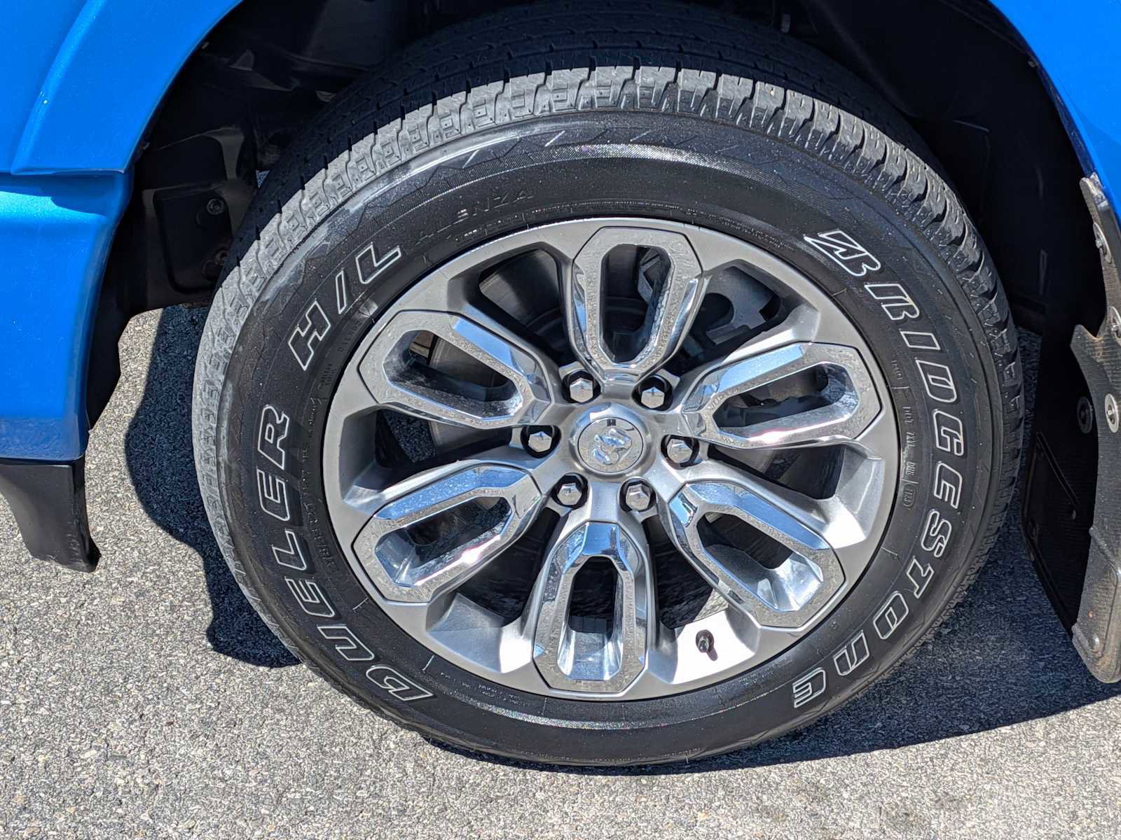 Used 2021 RAM 1500 Laramie w/ Sport Appearance Package image 14