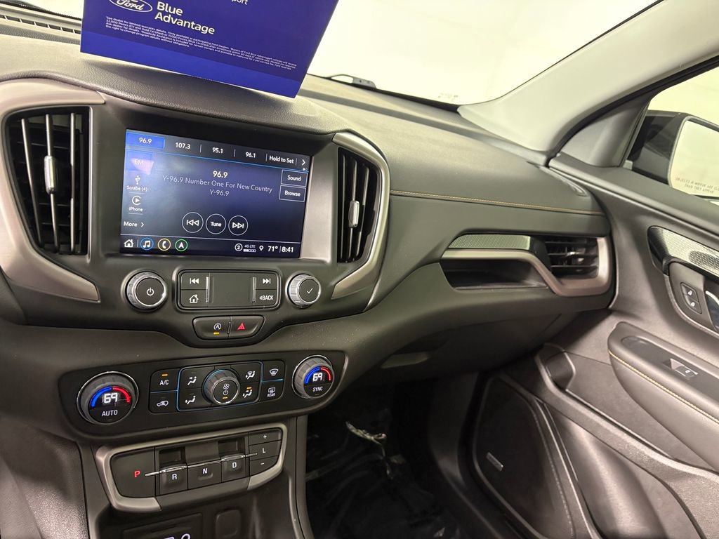 Used 2024 GMC Terrain AT4 w/ Infotainment Package II AWD/4WD image 17