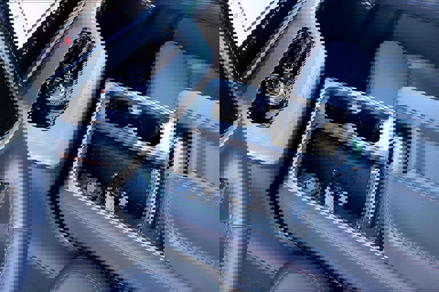 Certified 2025 Ford Expedition Active image 17