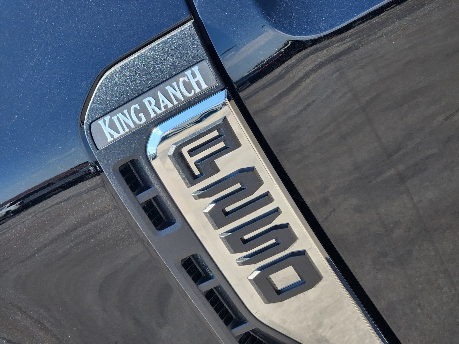 Certified 2024 Ford F250 King Ranch w/ Chrome Package AWD/4WD image 10
