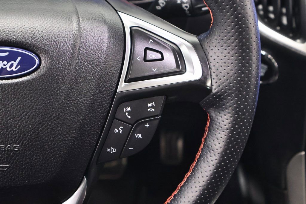 Certified 2023 Ford Edge ST-Line image 28