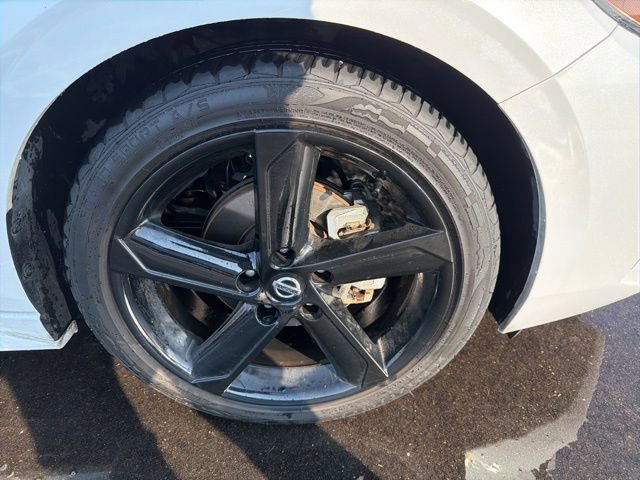 Used 2023 Nissan Sentra SR w/ Midnight Edition Package image 7